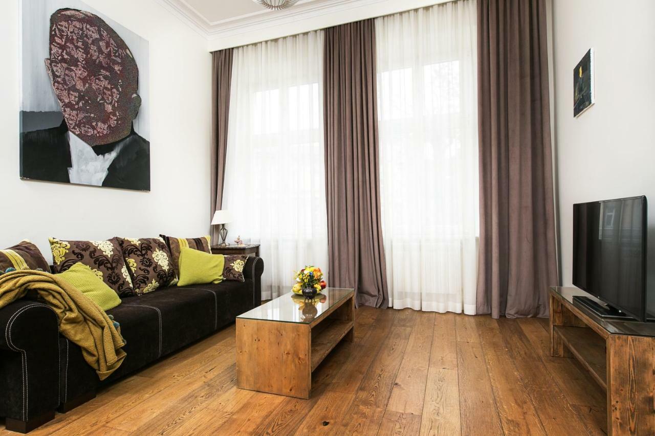 Old Town Brigue Apartment By Otium Krakow Ngoại thất bức ảnh