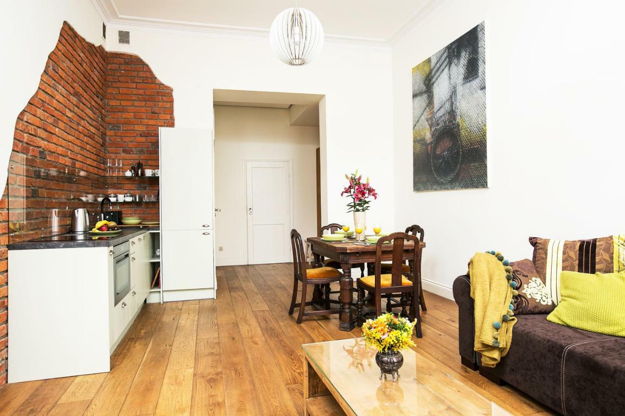 Old Town Brigue Apartment By Otium Krakow Ngoại thất bức ảnh