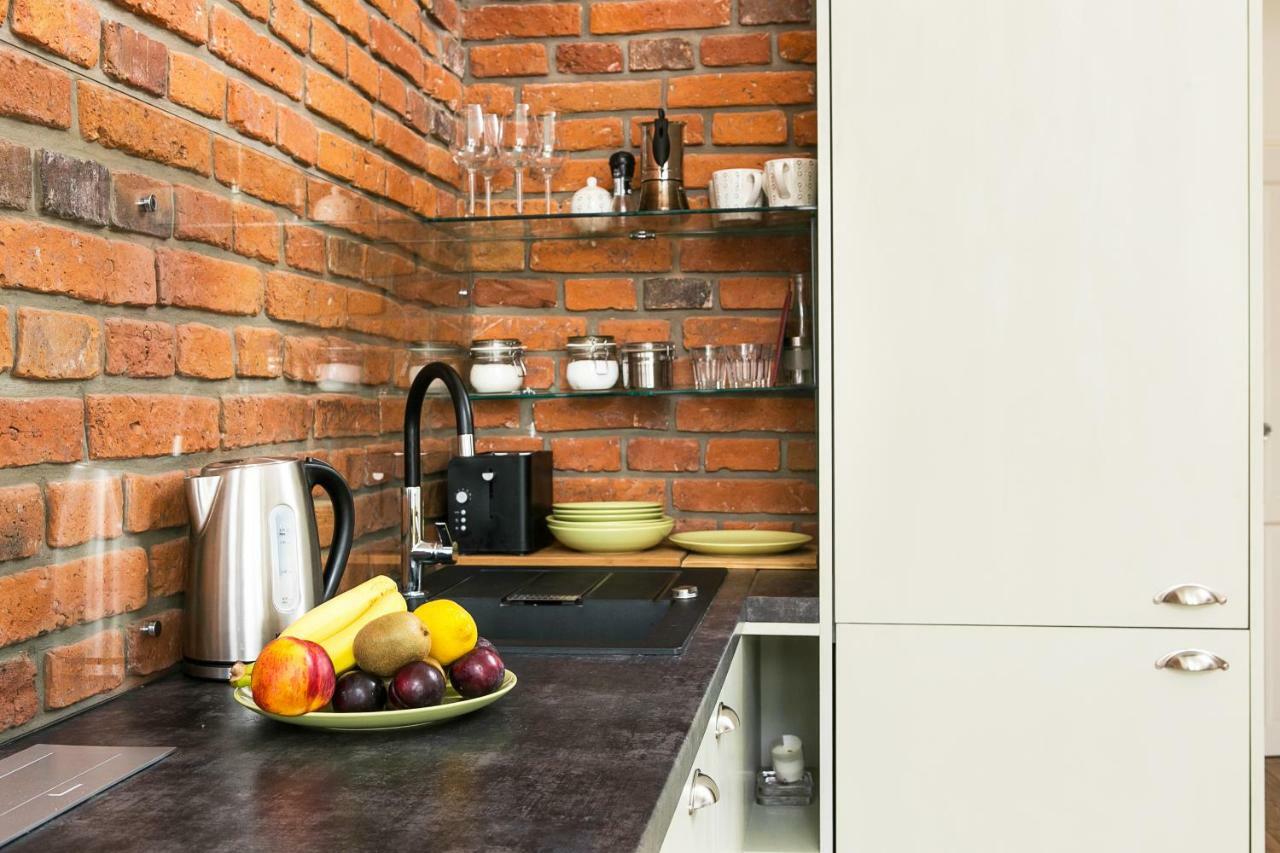 Old Town Brigue Apartment By Otium Krakow Ngoại thất bức ảnh