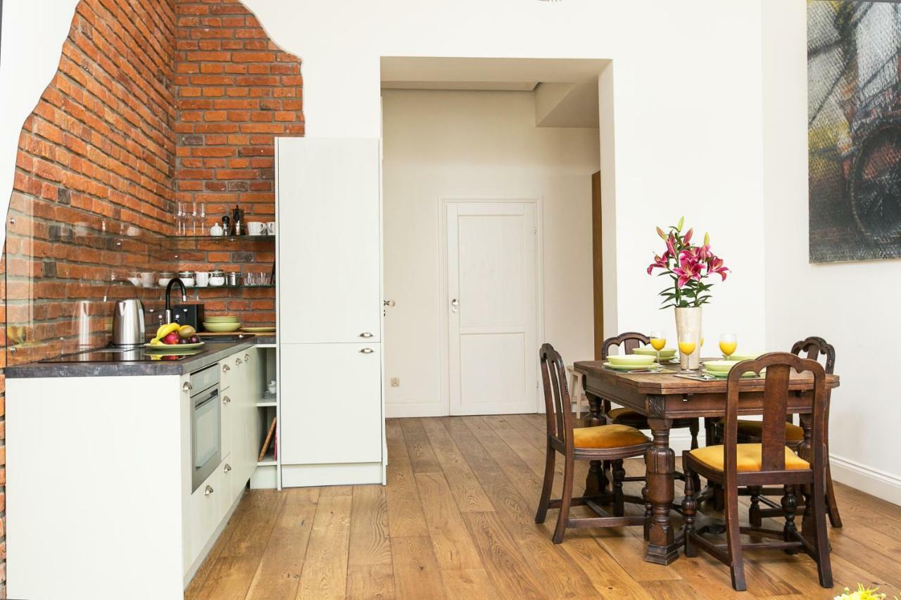 Old Town Brigue Apartment By Otium Krakow Ngoại thất bức ảnh