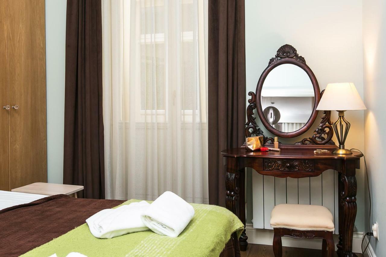 Old Town Brigue Apartment By Otium Krakow Ngoại thất bức ảnh